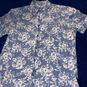 GUESS . Floral Print Button Down